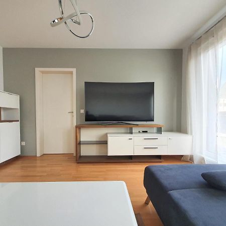 Near Lake Spacious & Furnished Beautiful Apartment Vienna Exterior photo